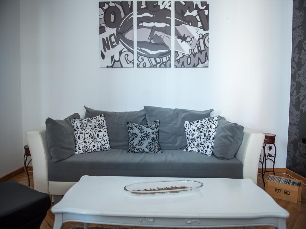 Apartment Marshall Resavska เบลเกรด ภายนอก รูปภาพ